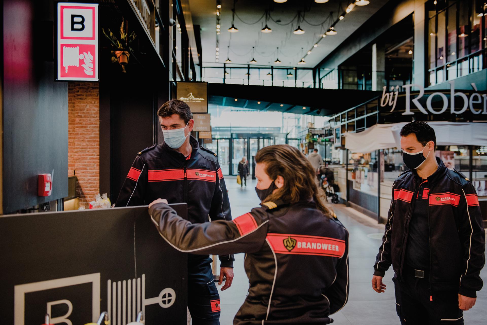Risicobeheersing voert inspectie uit in de Mall of the Netherlands
