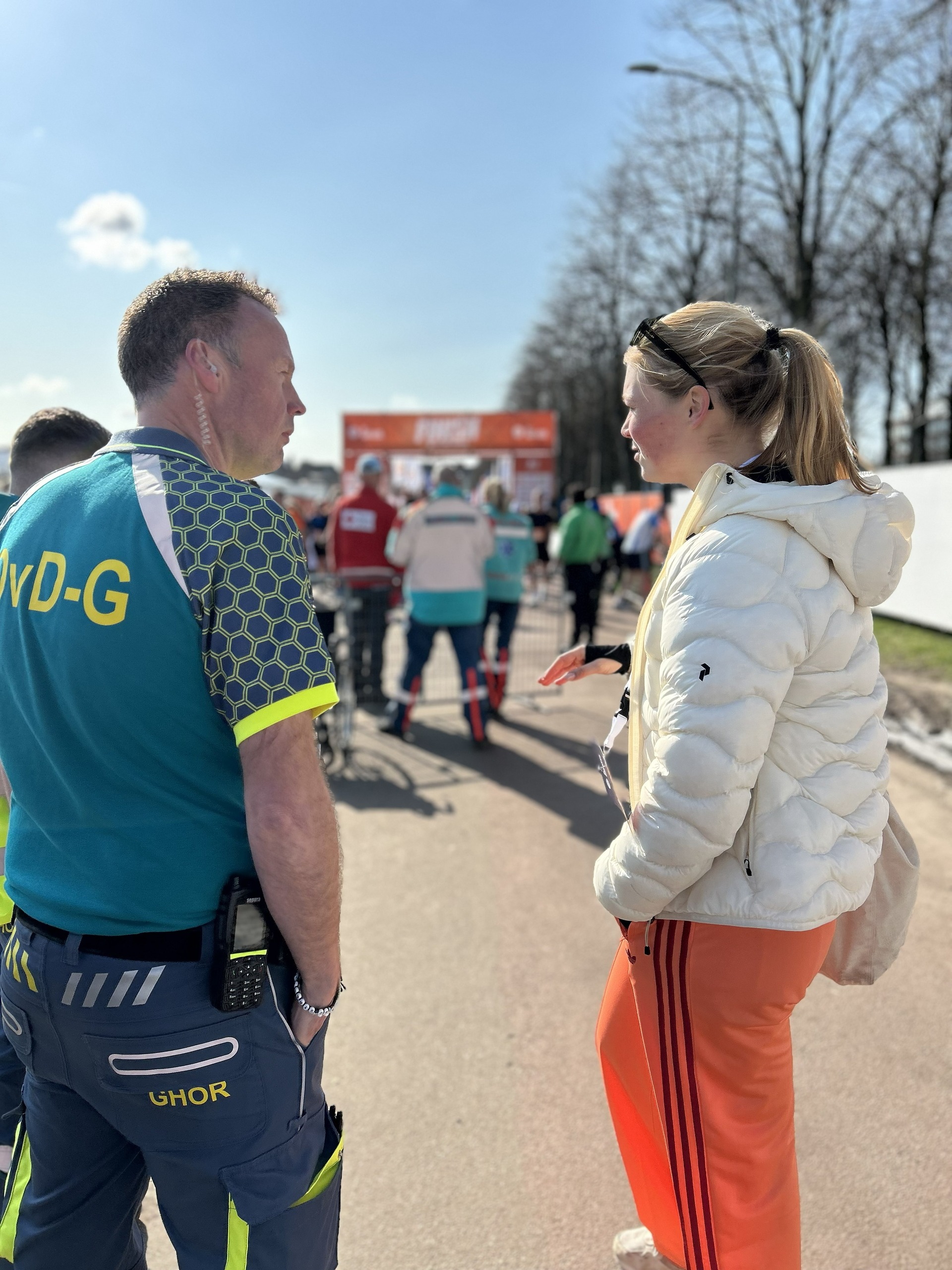 Bo in gesprek met Evenementen Officier Geneeskundig