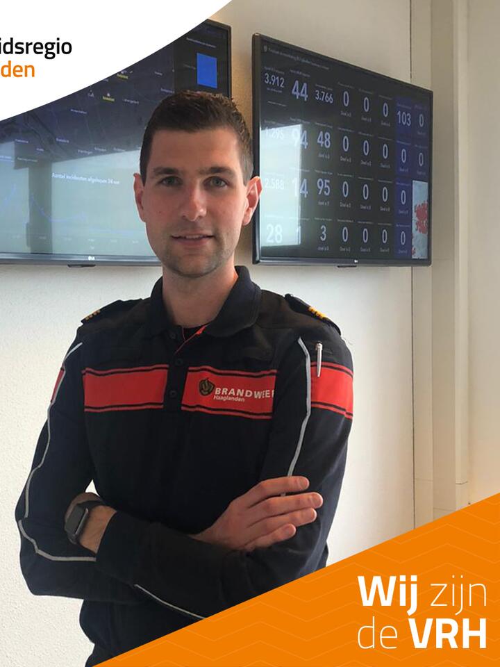 Kees in brandweerman kleding