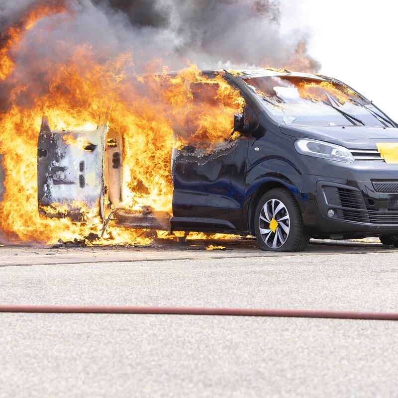 Elektrische autobrand 