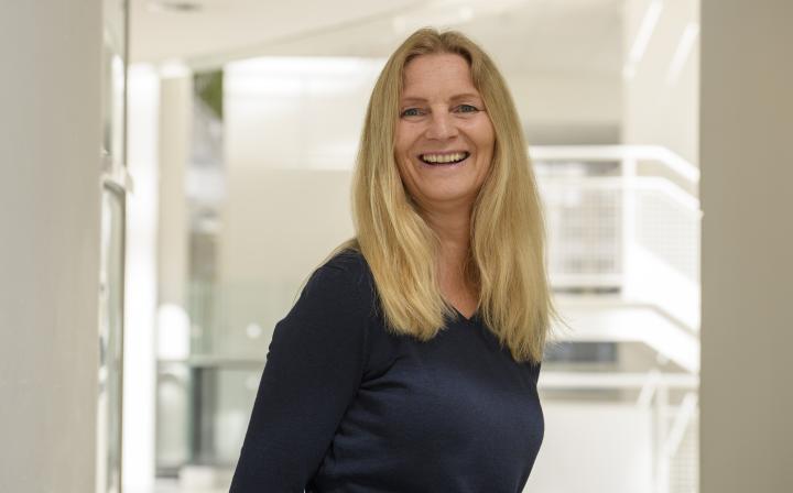 Portretfoto Esther Lieben, Algemeen Directeur Veiligheidsregio Haaglanden en Commandant Brandweer Haaglanden